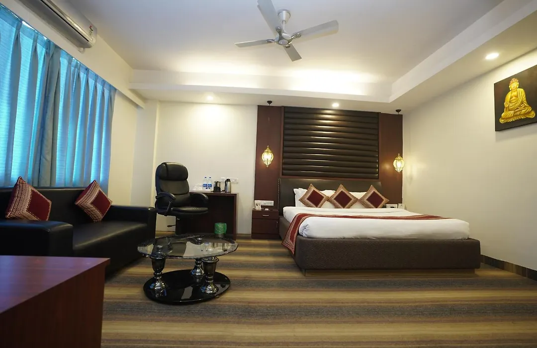 Hotel Avn Grand-1