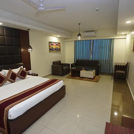 Hotel Avn Grand-2